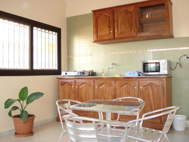 Delices Chez L'Habitant Diack Dakar Exterior photo